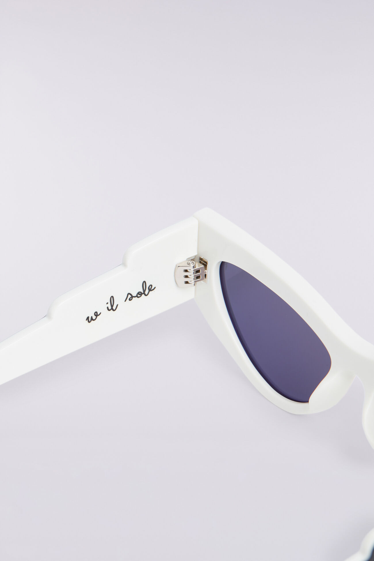 Wing Sunglasses White
