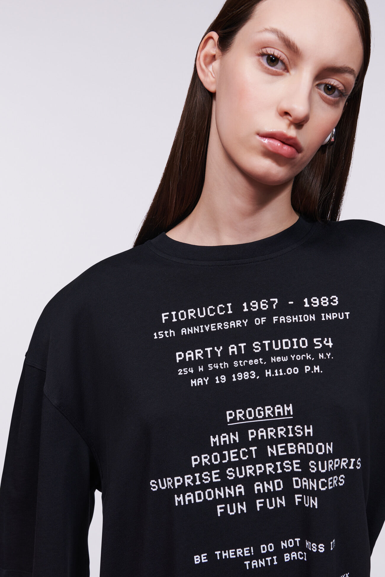 Unisex Invitation Graphic T-Shirt Black