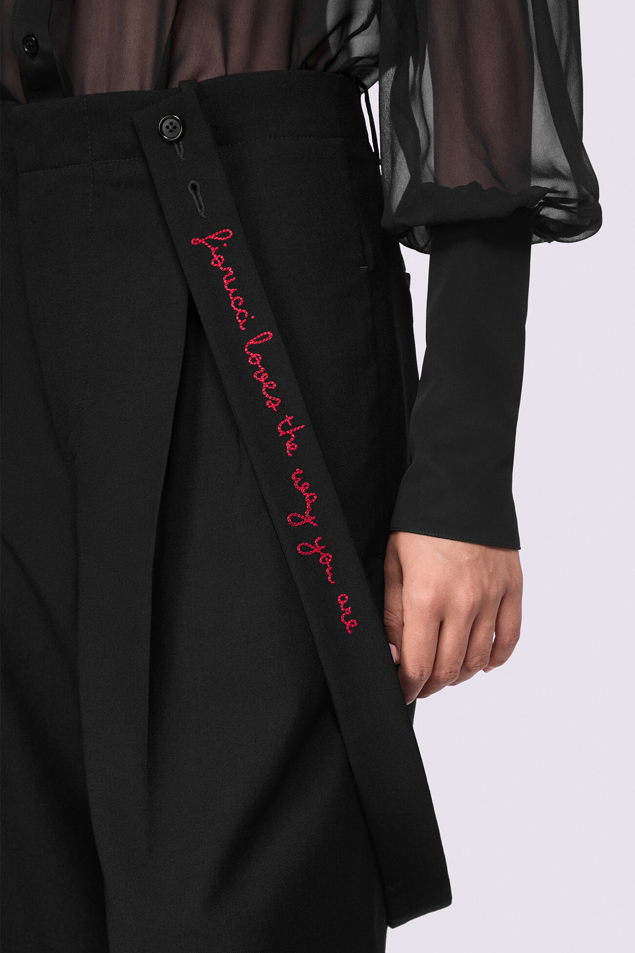 Embroidered Shorts Black