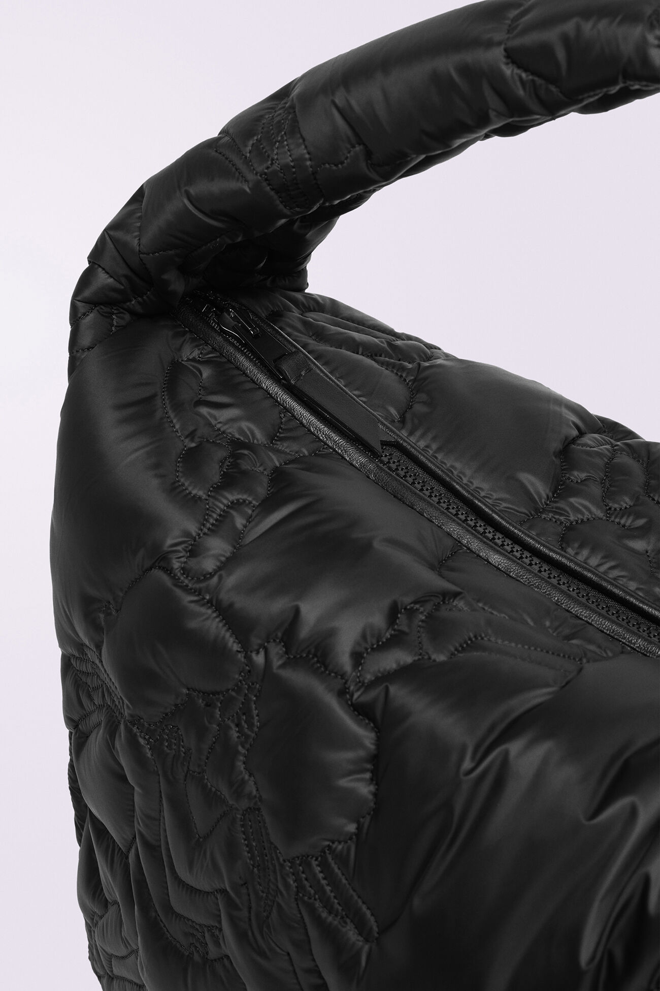 Kissing Angels Quilted Bag Black