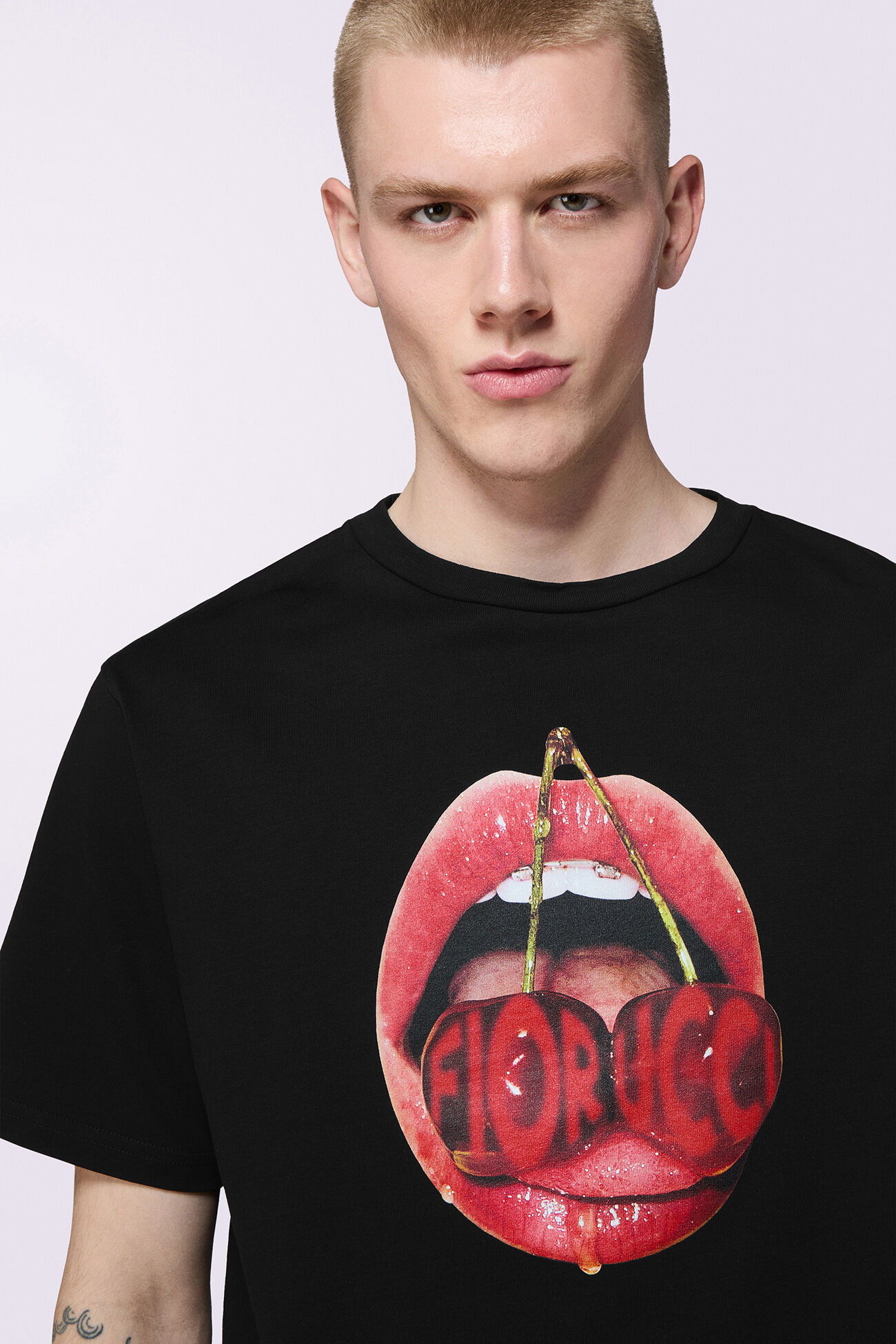 Cherry Mouth Graphic T-Shirt Black