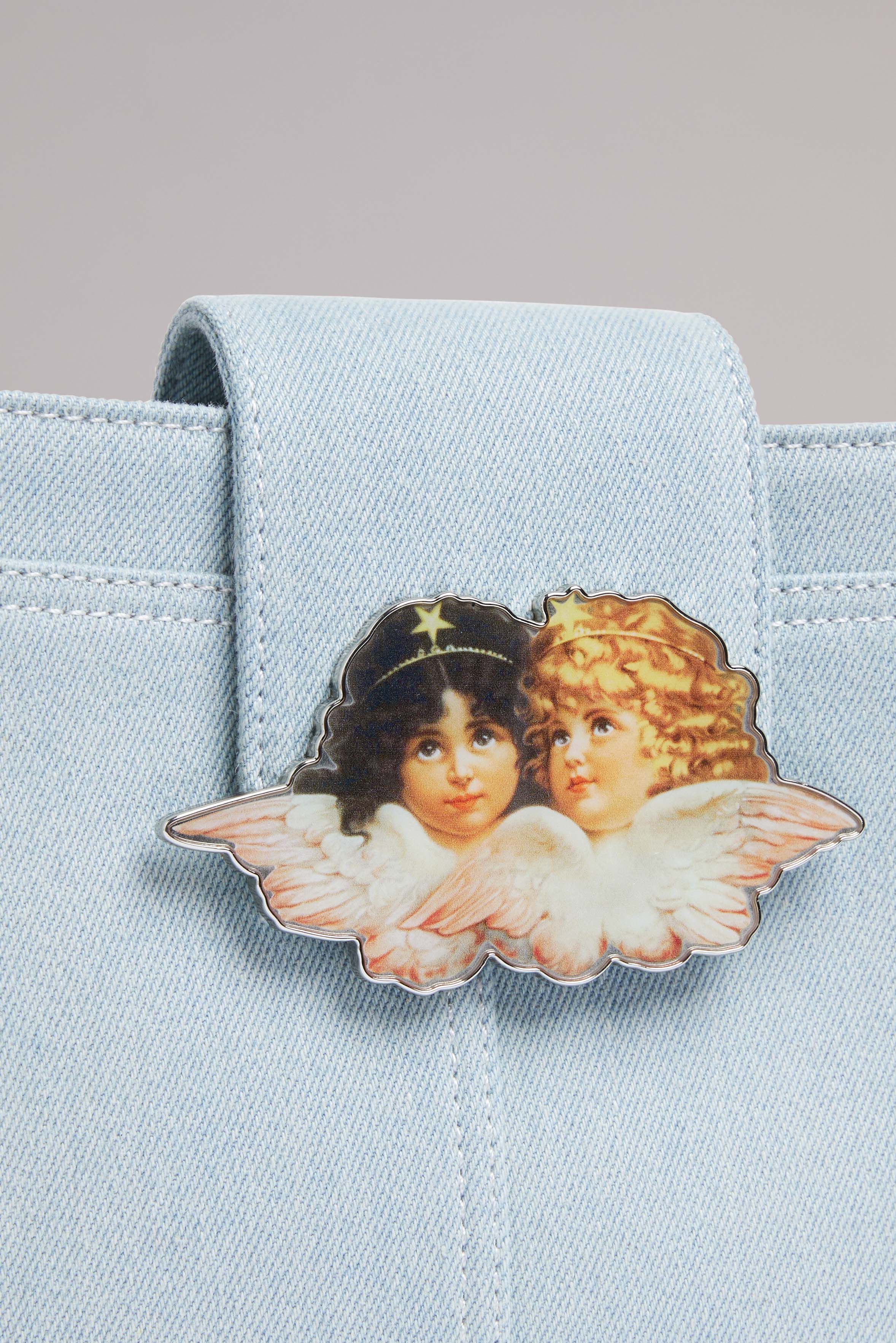 Angels Clasp Shoulder Bag Light Vintage