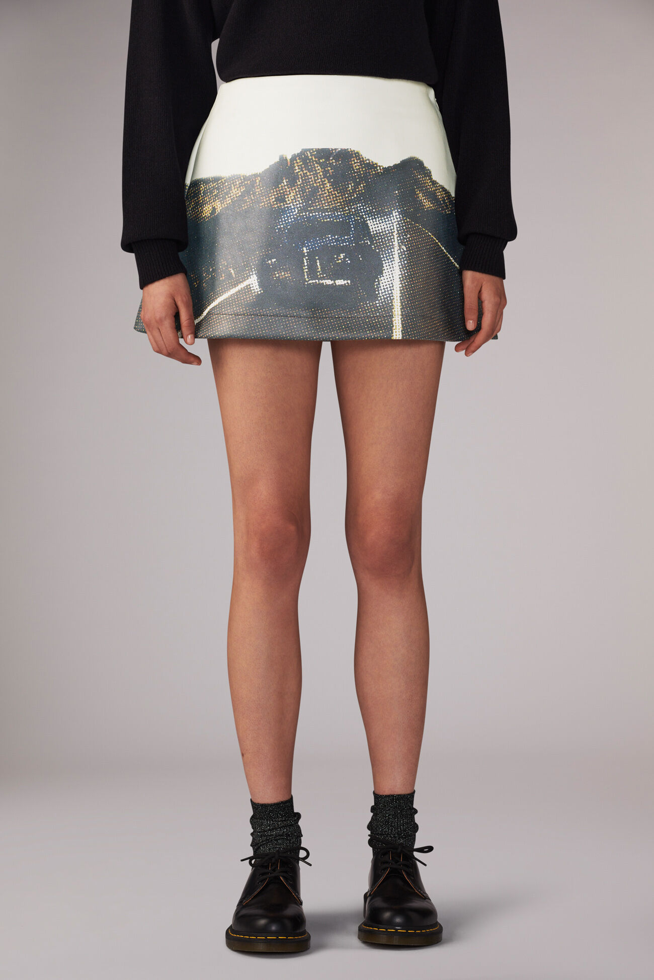 On the Road Graphic Mini Skirt Multi