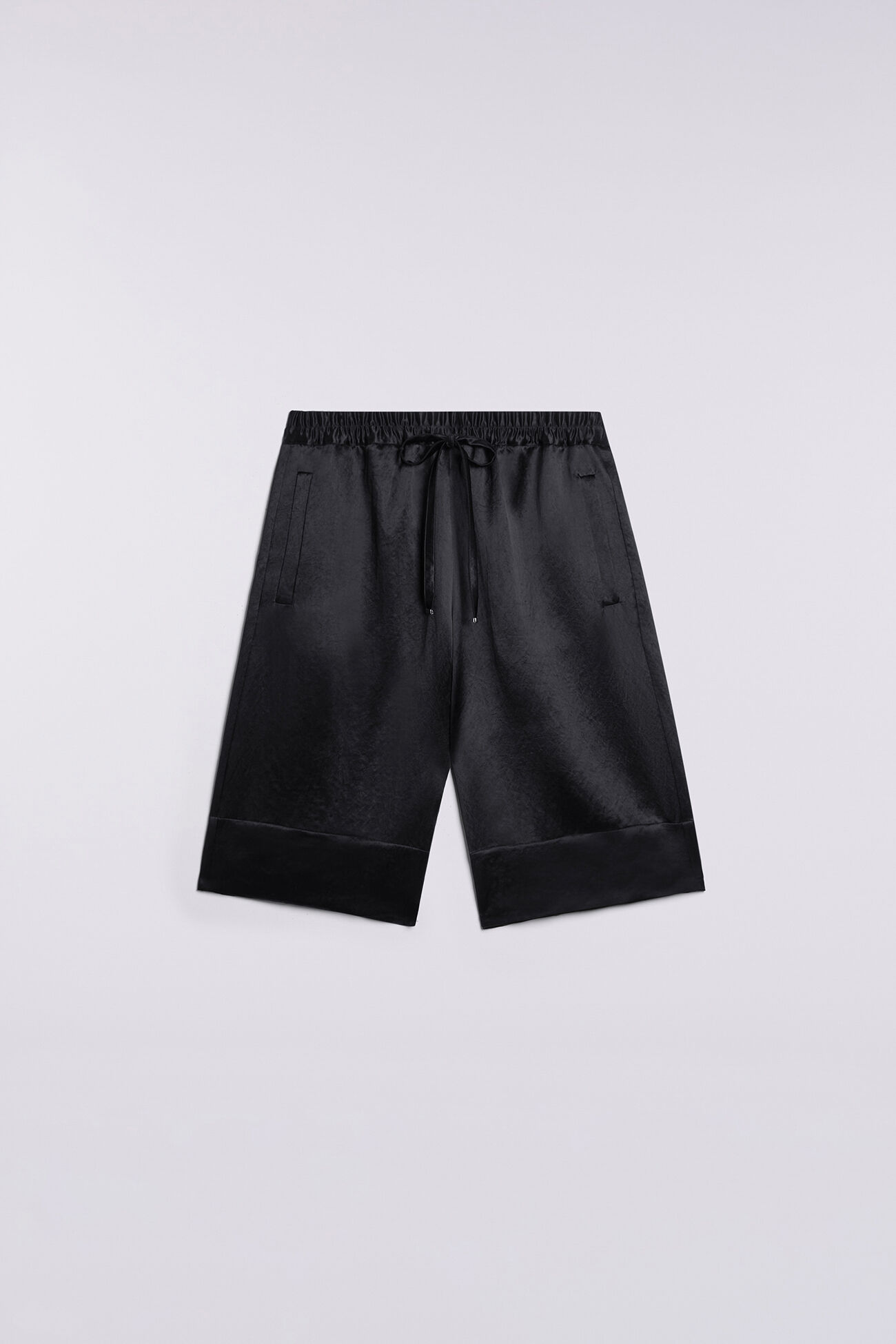 Bermuda Satin Shorts Black