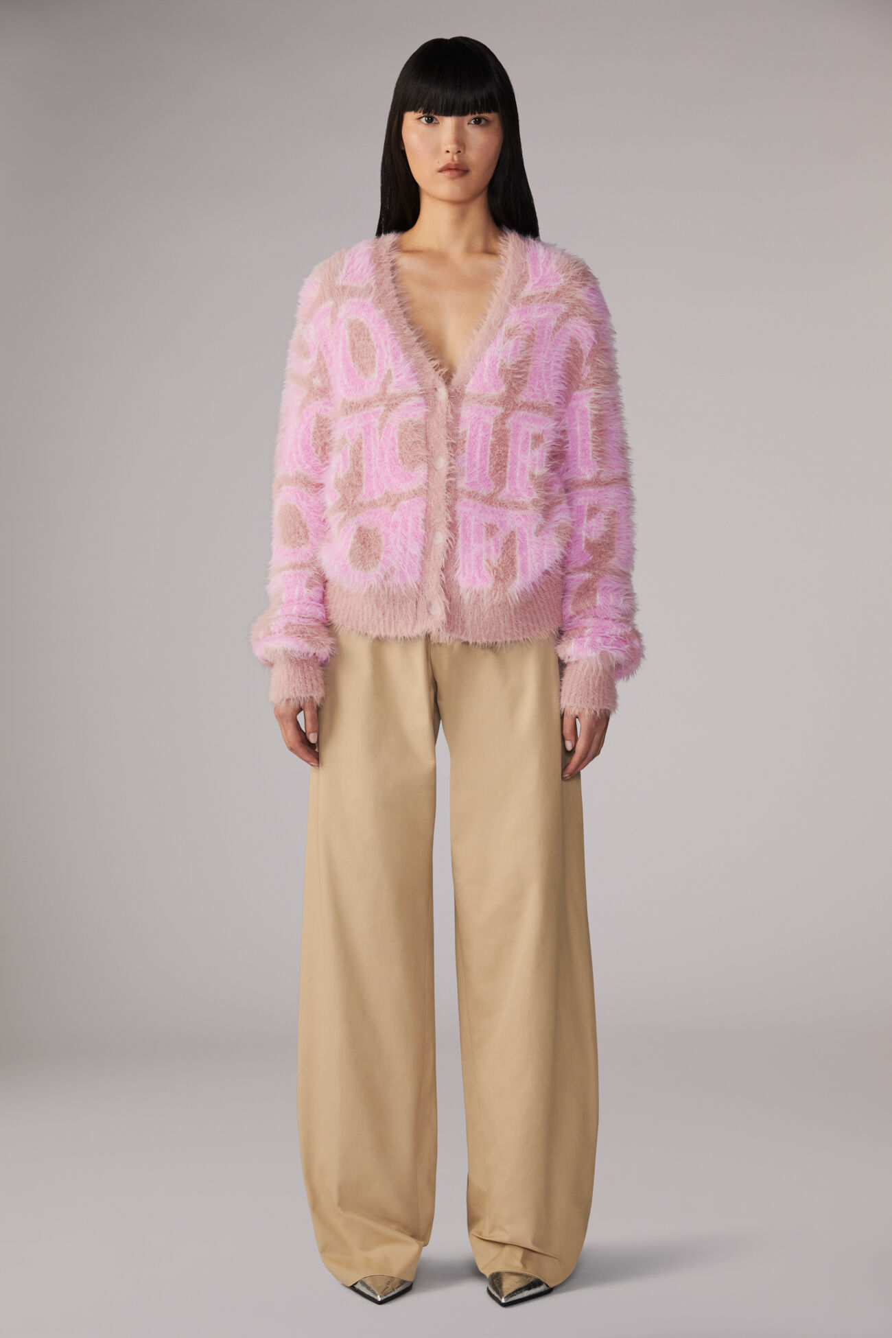 Monogram Logo Knit Cardigan Pink