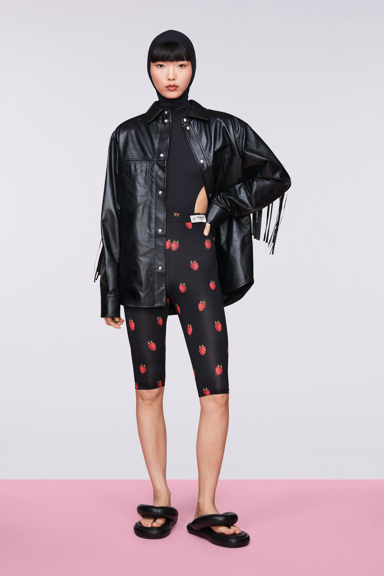 Raspberry Print Biker Shorts Black