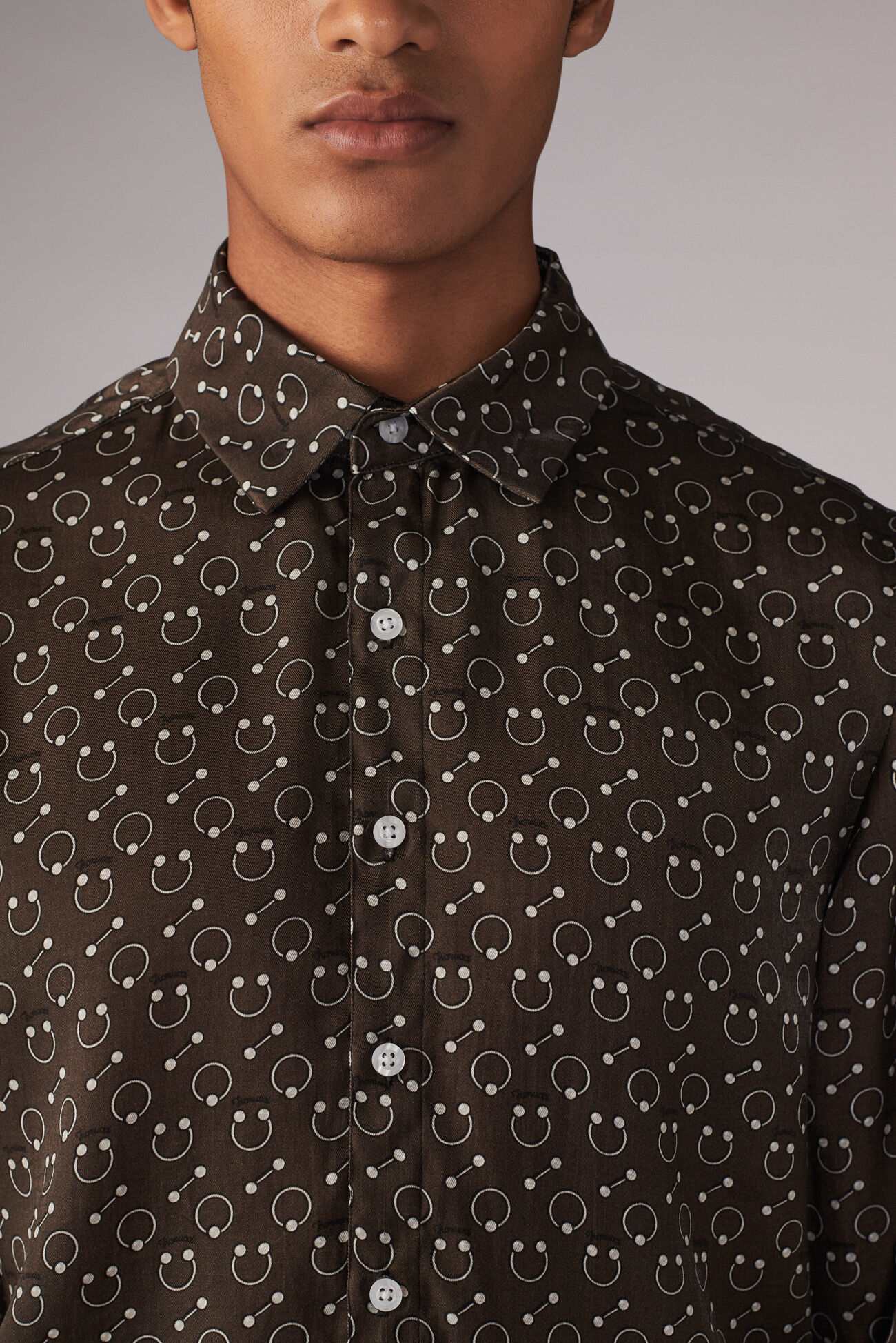 Unisex Piercing Print Shirt Brown