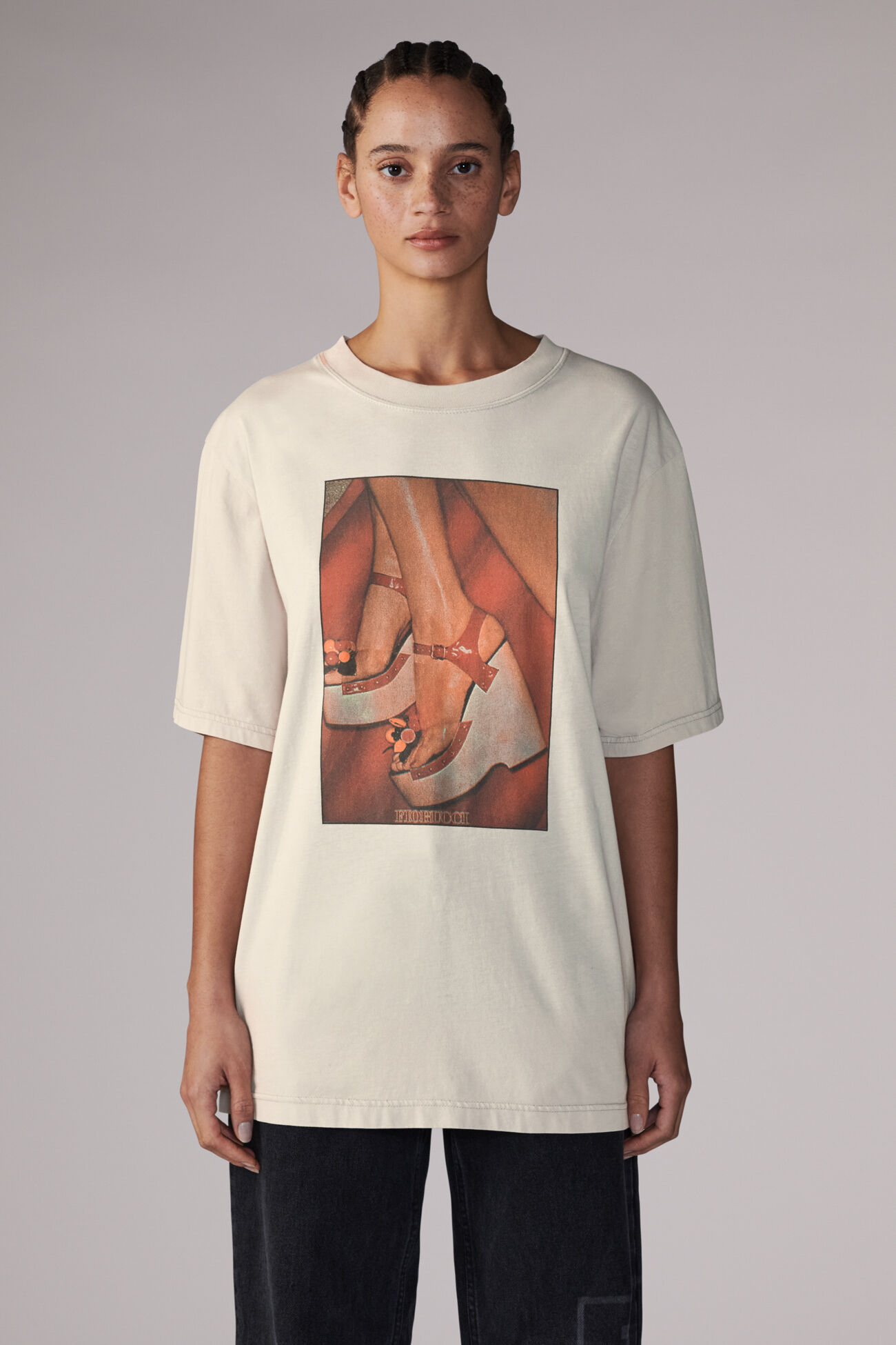 Unisex Graphic Heels T-Shirt Grey