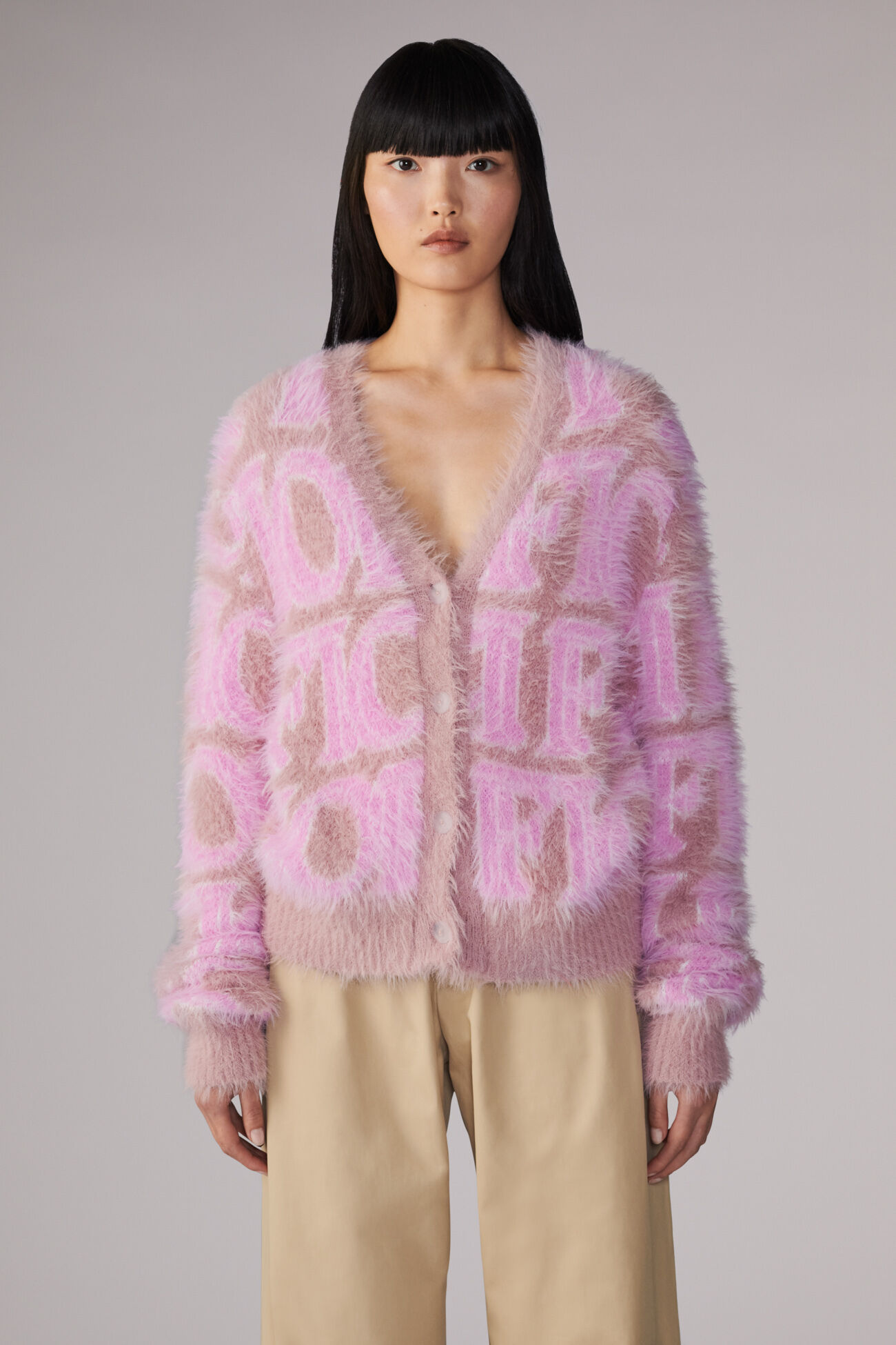Monogram Logo Knit Cardigan Pink