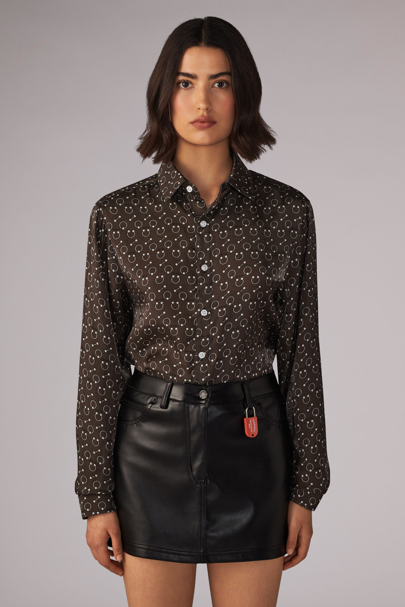 Unisex Piercing Print Shirt Brown