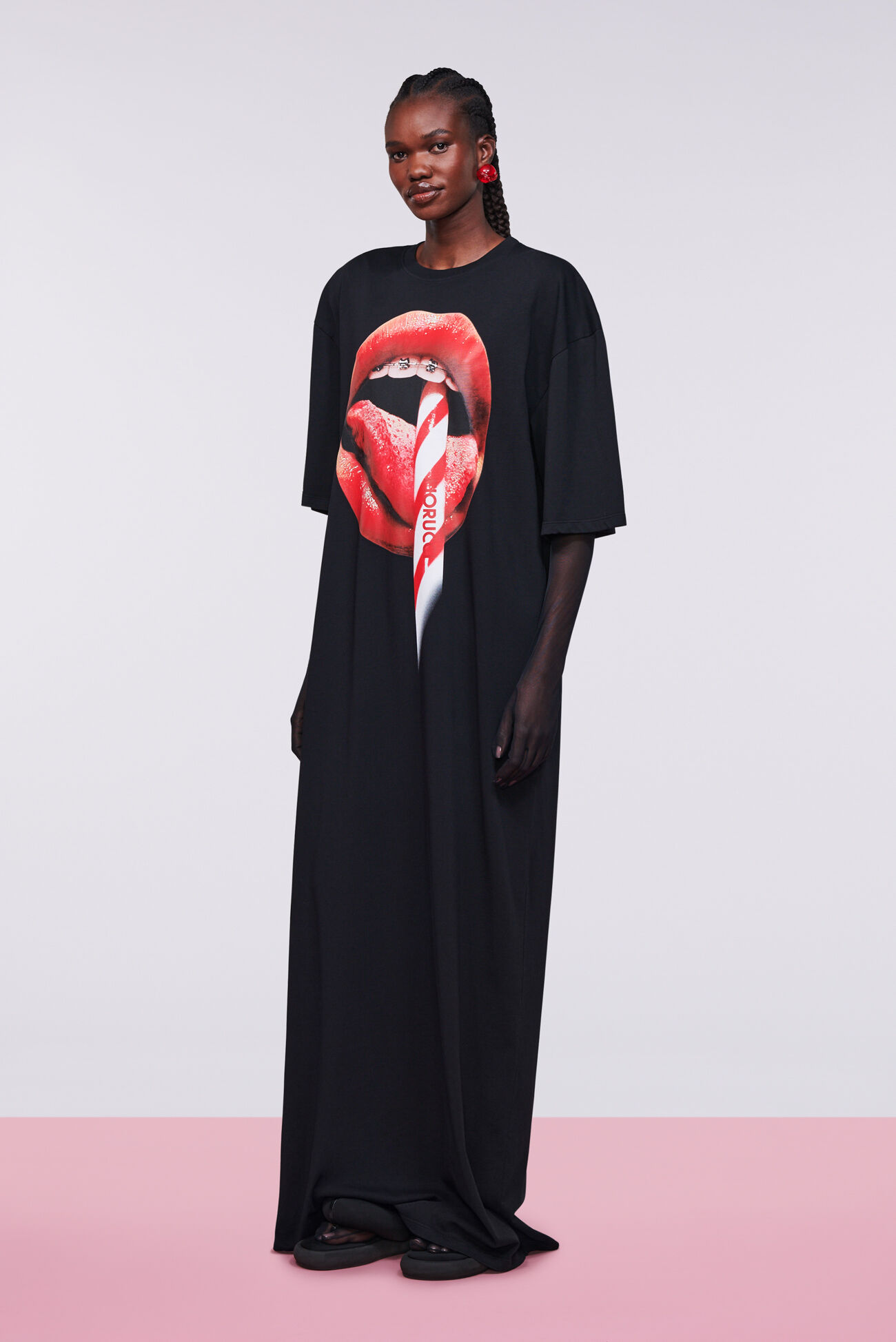 Mouth Graphic Maxi T-Dress Black