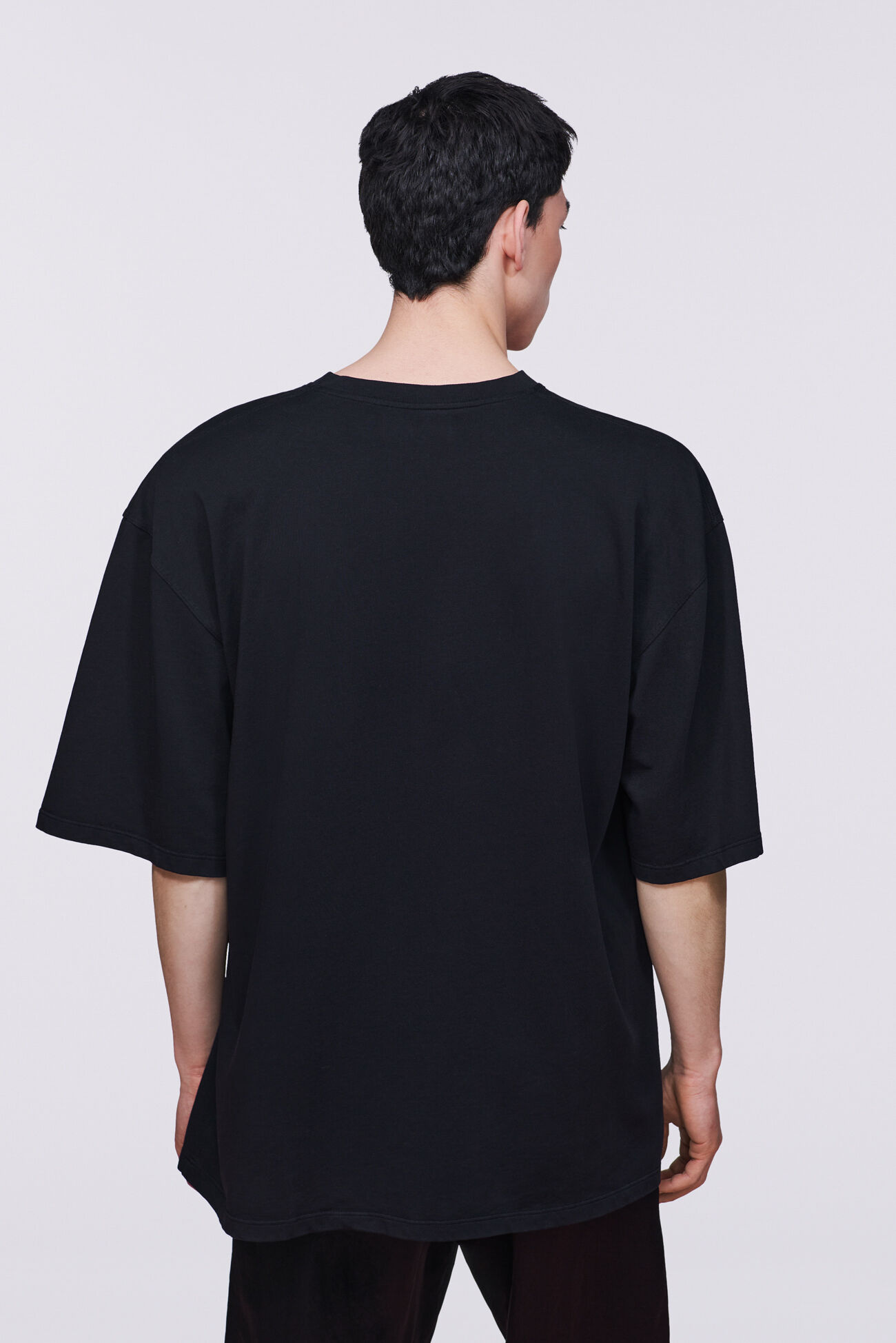 Unisex Invitation Graphic T-Shirt Black