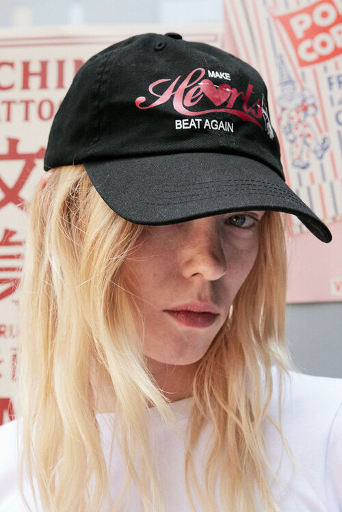 Make Hearts Beat Again Cap Black