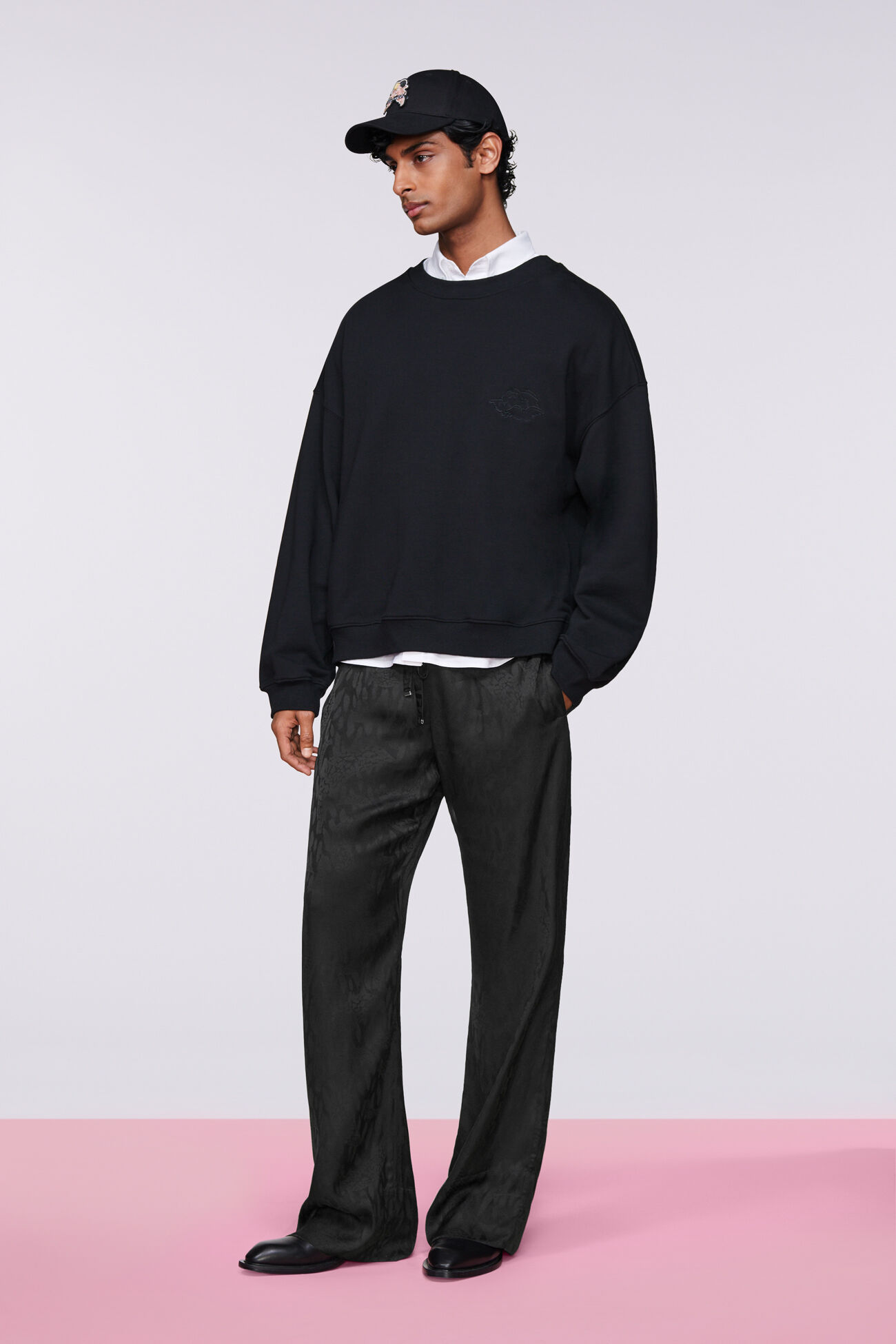 Angels Embroidered Sweatshirt Black